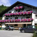 게스트하우스 Alpenrose 3*