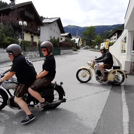 Alpenrose 3* ツェル アム ゼー