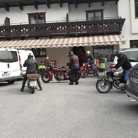 Alpenrose Guest house 3*